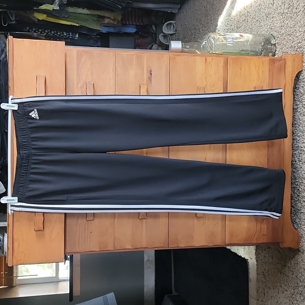 Adidas: ESSENTIALS WARM-UP SLIM TAPERED 3-STRIPES TRACK PANTS